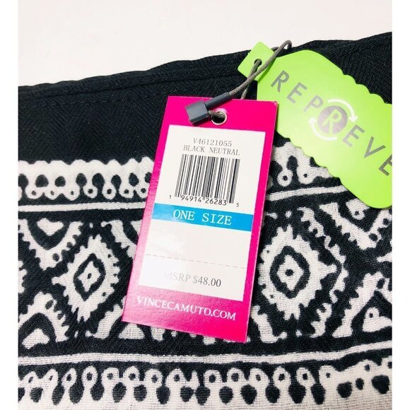 Vince Camuto Womens Black Medallion Print Tassel Trim Shawl Topper Wrap New - Picture 5 of 9